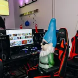 VDO Gaming and Esports Education, tienda de TCG en Menands