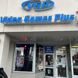 Video Games Plus, tienda de TCG en Toronto