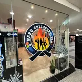 WARU COLLECTABLES, tienda de TCG en Edmonton