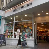 Waterstones - Newport, tienda de TCG en Newport