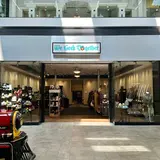 We Geek Together, tienda de TCG en Sandy