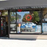 Zone Comics and Games, tienda de TCG en Homewood