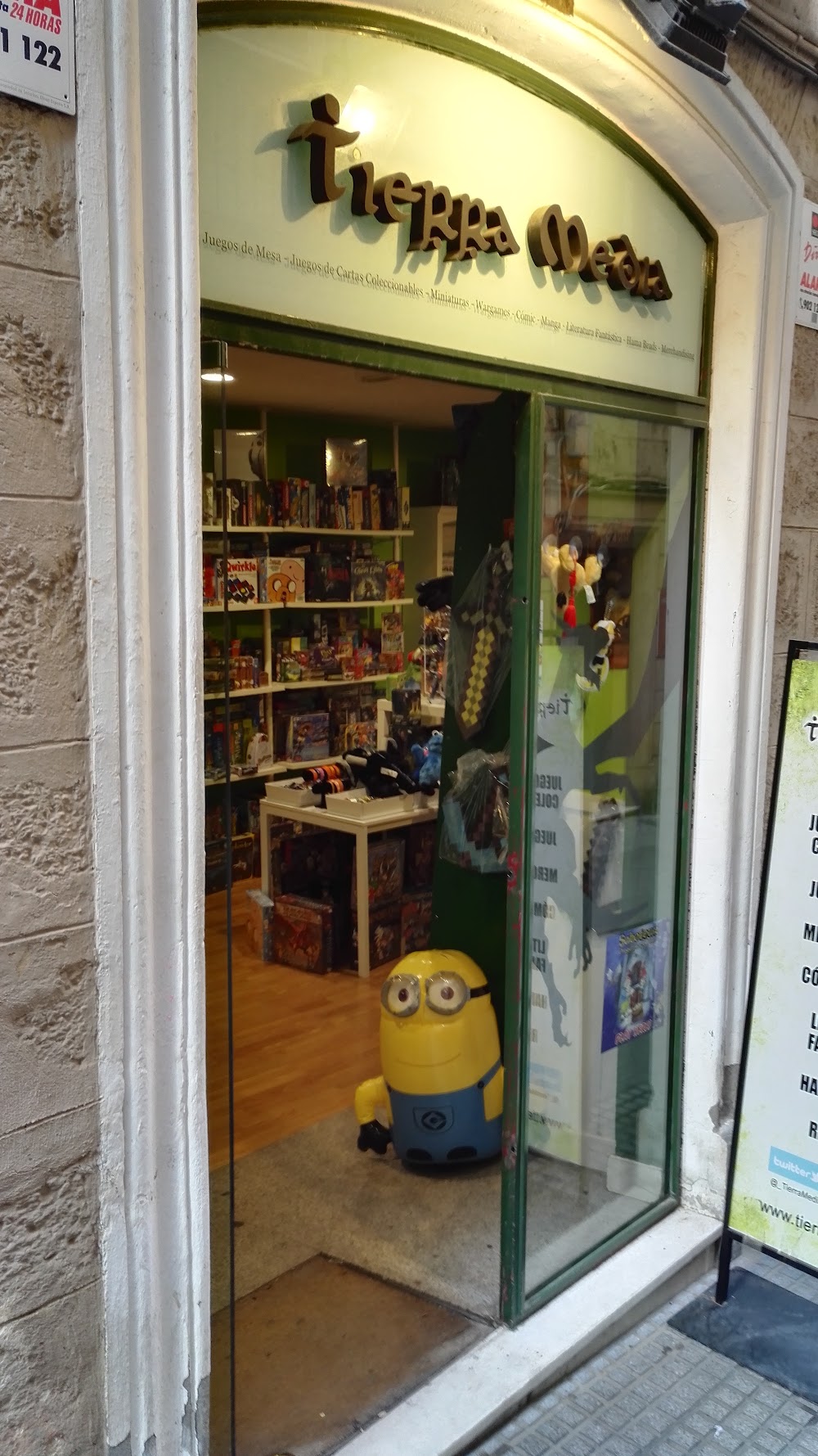 Tierra Media Cádiz, tienda de TCG en Cádiz