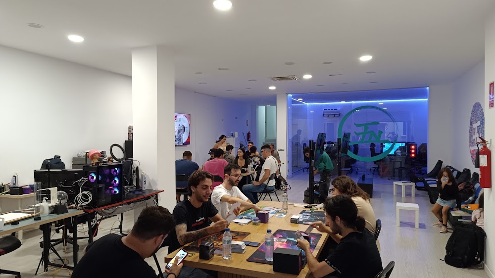 Tnerfed, tienda de TCG en Santa Cruz de Tenerife