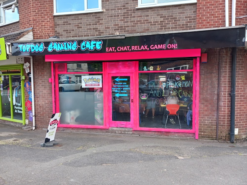 Top Dog Gaming Cafe, tienda de TCG en Stourbridge