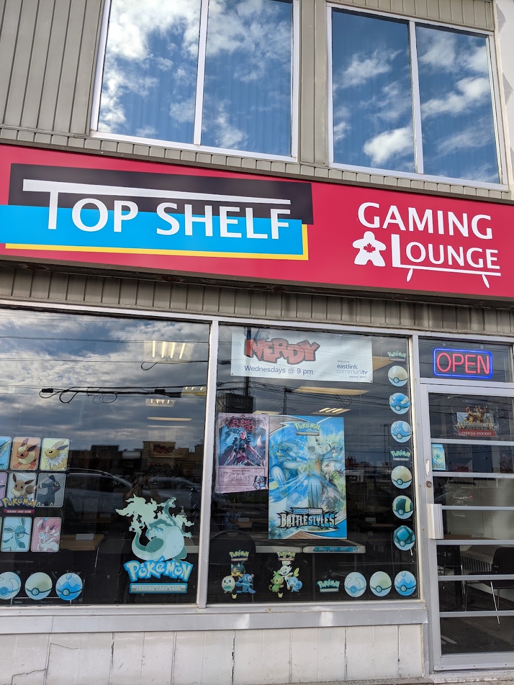 Top Shelf Gaming Lounge, tienda de TCG en Greater Sudbury