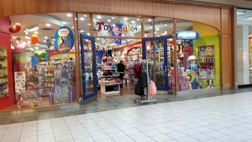 Toy Tales, tienda de TCG en Cambridge