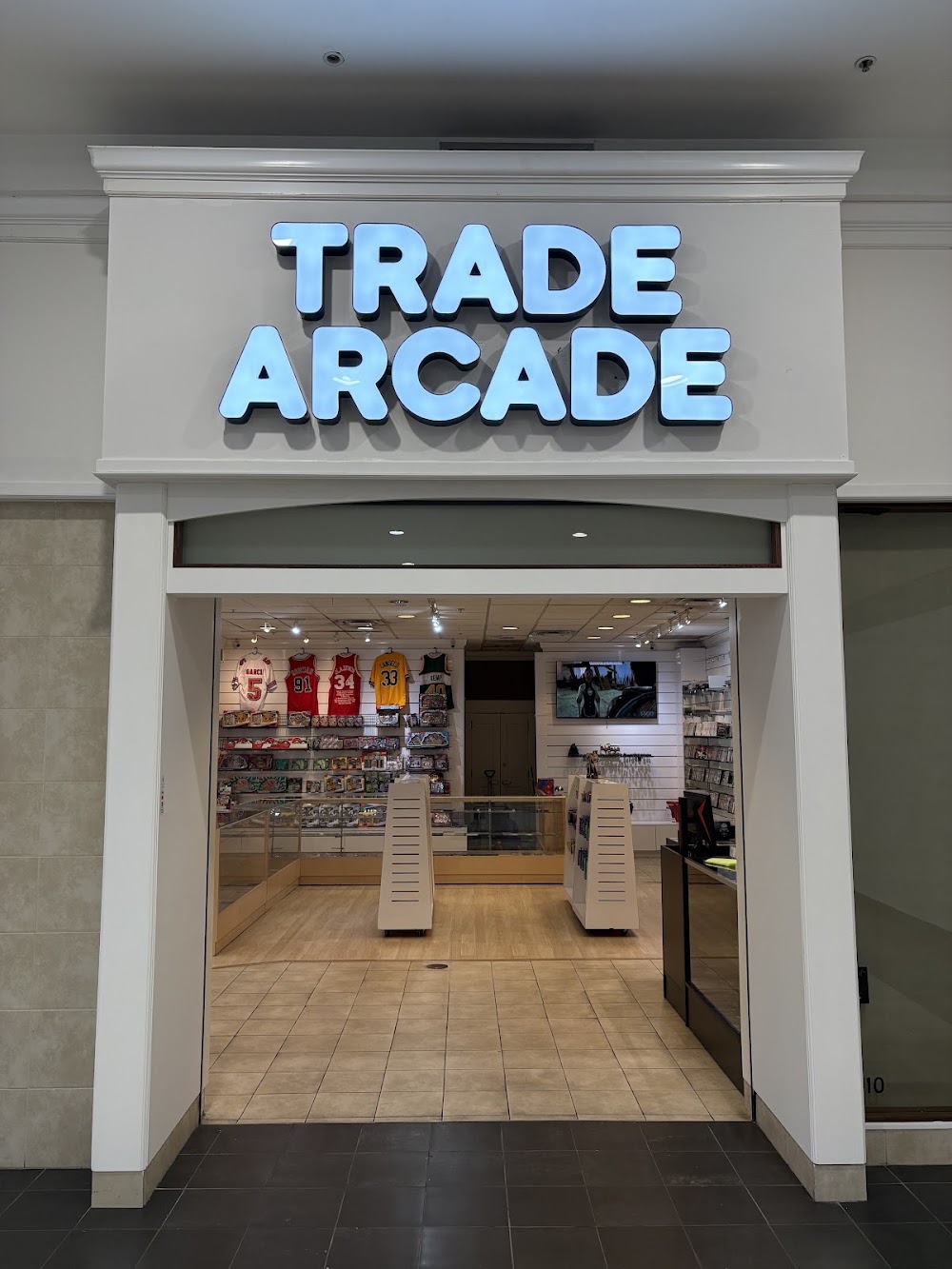 Trade Arcade, tienda de TCG en San Jose