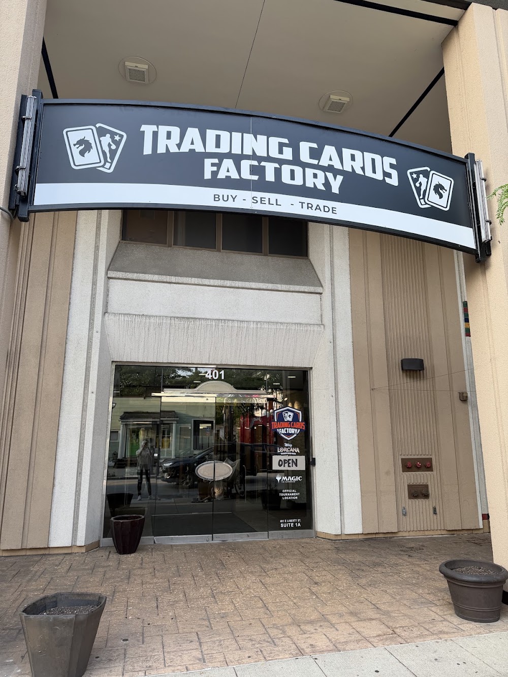 Trading Cards Factory, tienda de TCG en Ann Arbor