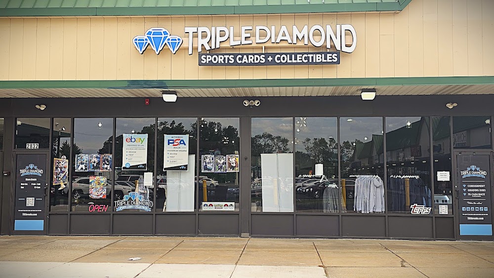 Triple Diamond Sports Cards & Collectibles, tienda de TCG en Bensalem