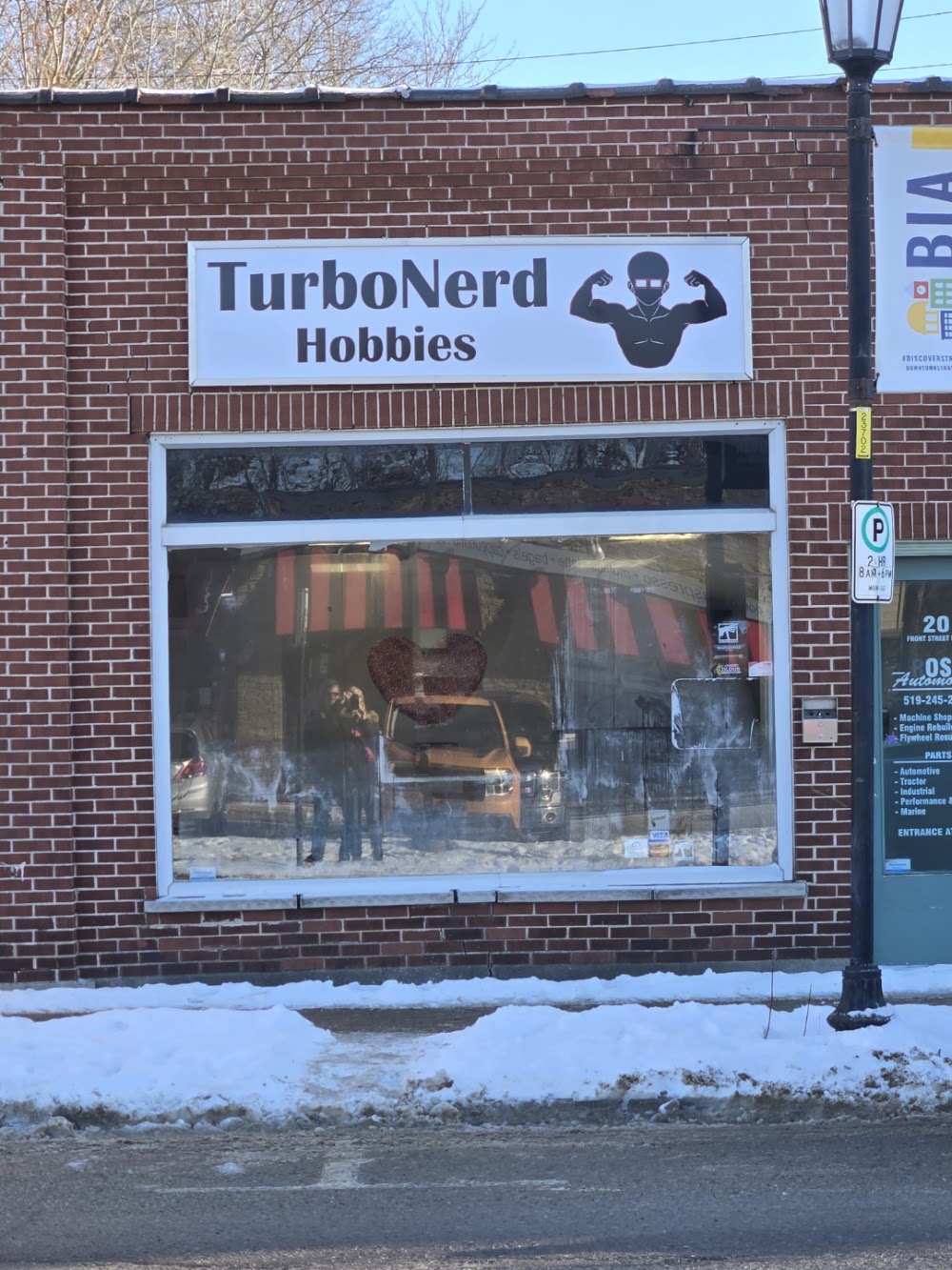 Turbonerd Hobbies, tienda de TCG en Strathroy