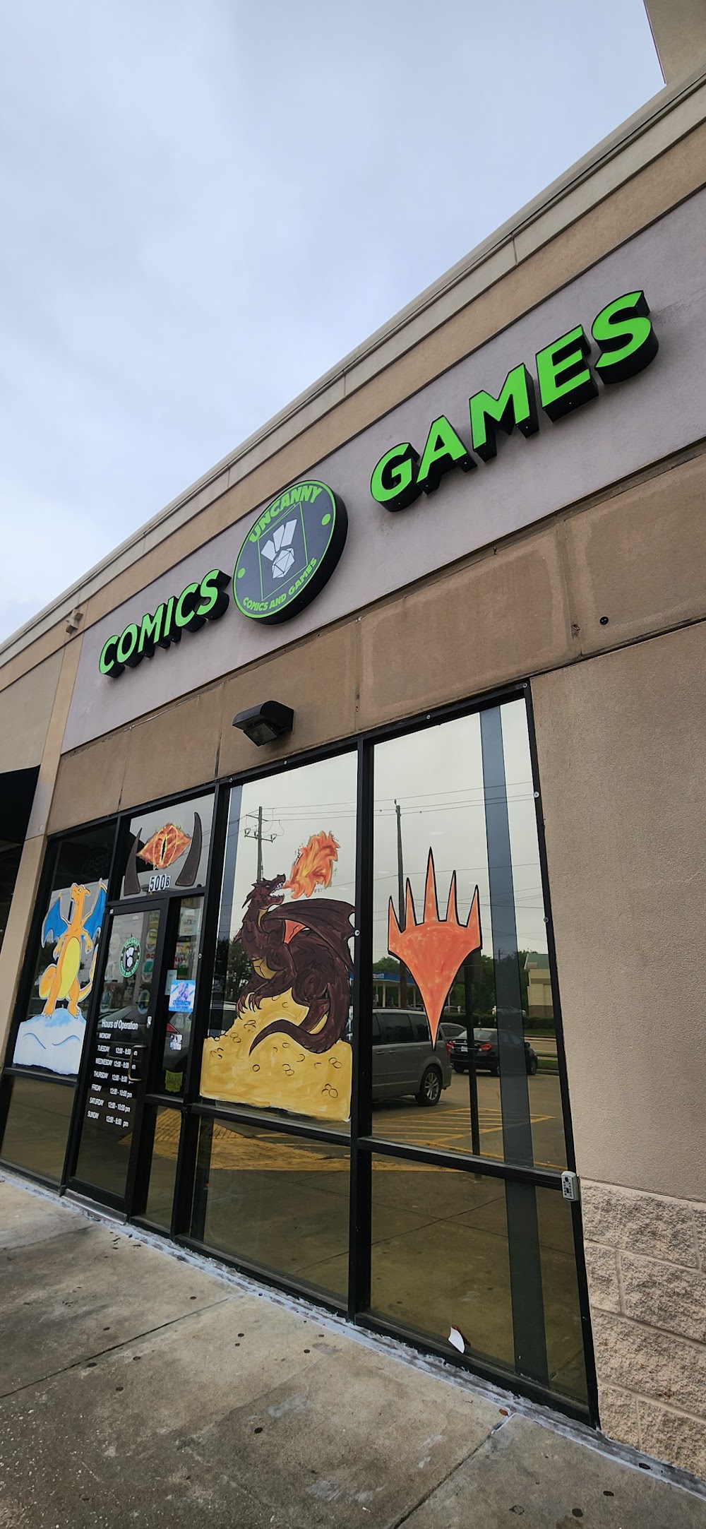 Uncanny Comics and Games, tienda de TCG en Richmond
