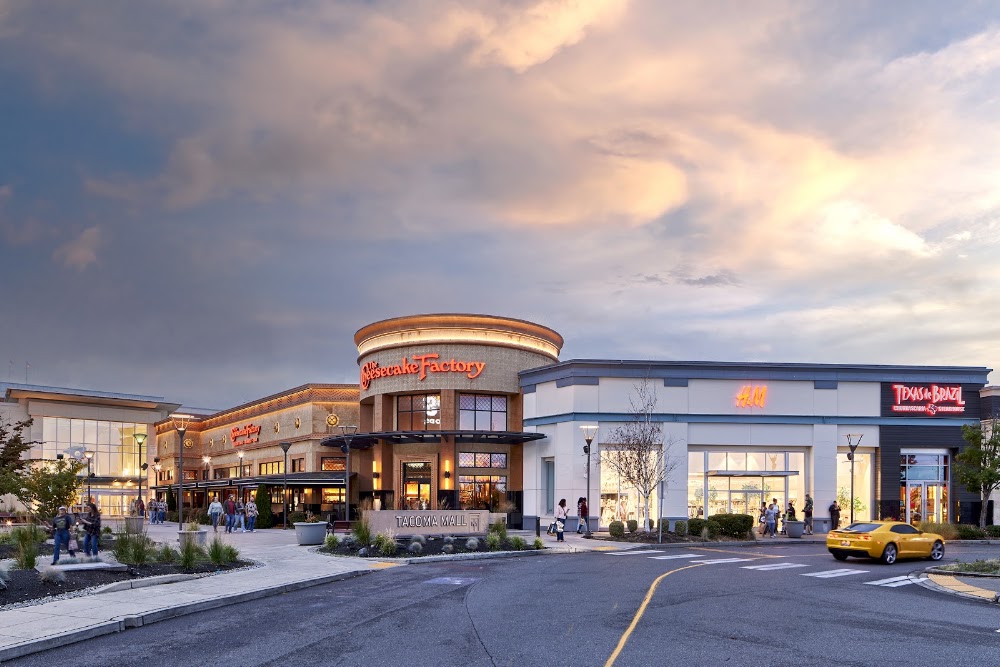 Uncle's Games - Tacoma Mall, tienda de TCG en Tacoma