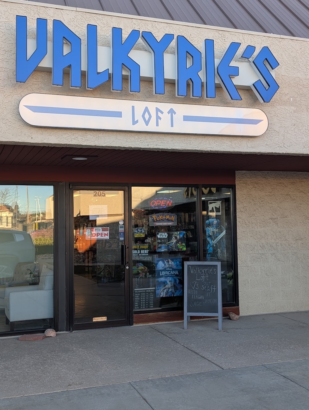 Valkyrie's Loft Toys and Games, tienda de TCG en Monument