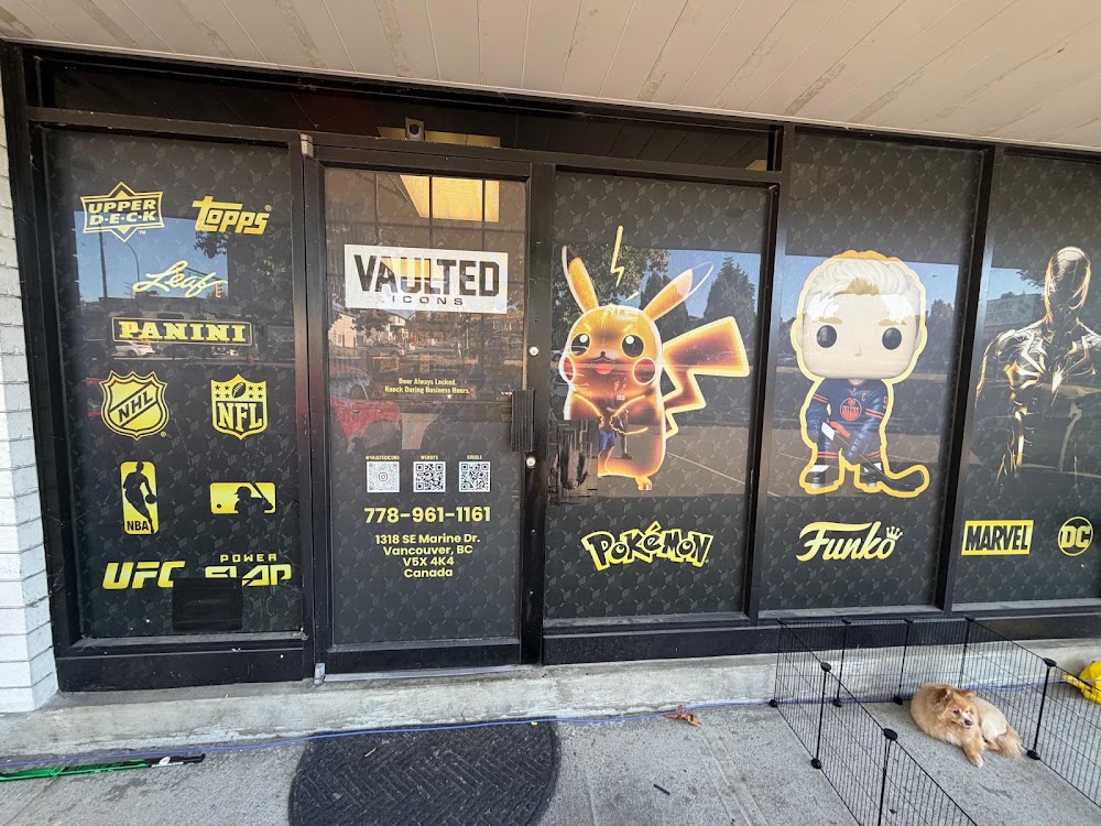 Vaulted Icons, tienda de TCG en Vancouver