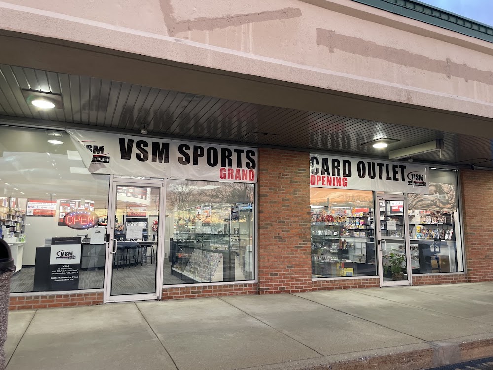 VSM Sports Card Outlet, tienda de TCG en Lancaster