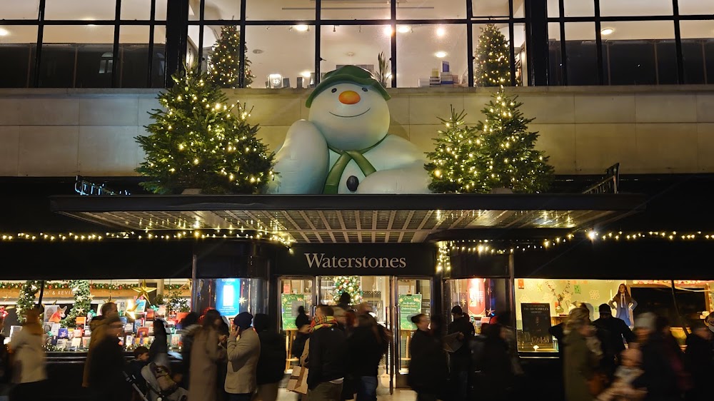 Waterstones Piccadilly, tienda de TCG en London