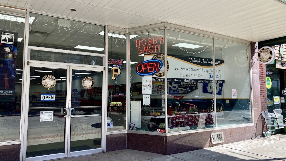 Wye Bridge Hobbies, tienda de TCG en Oil City
