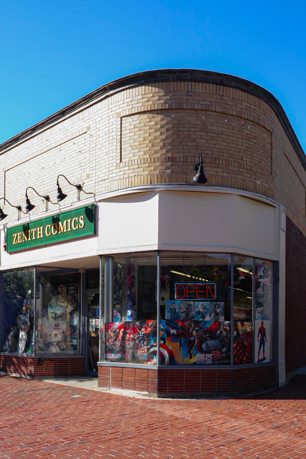 Zenith Comics, tienda de TCG en Malden